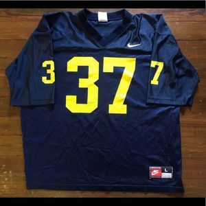 Vintage Nike #37 Michigan football jersey